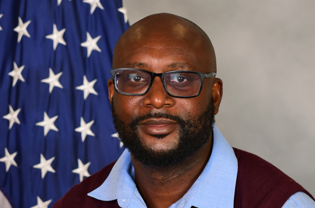 14 FSS’s Jackson Akwaowo Triumphs as DOD’s Distinguished Recruiter of the Year!